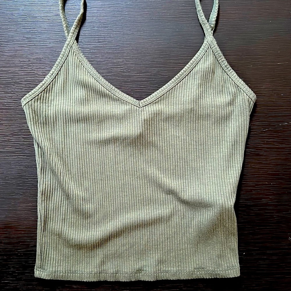 Forever 21 green crop top